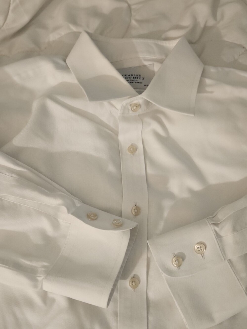 Charles Tyrwhitt White Dress Shirt with Label Detail 17.5 - 35 - Picture 2 of 4